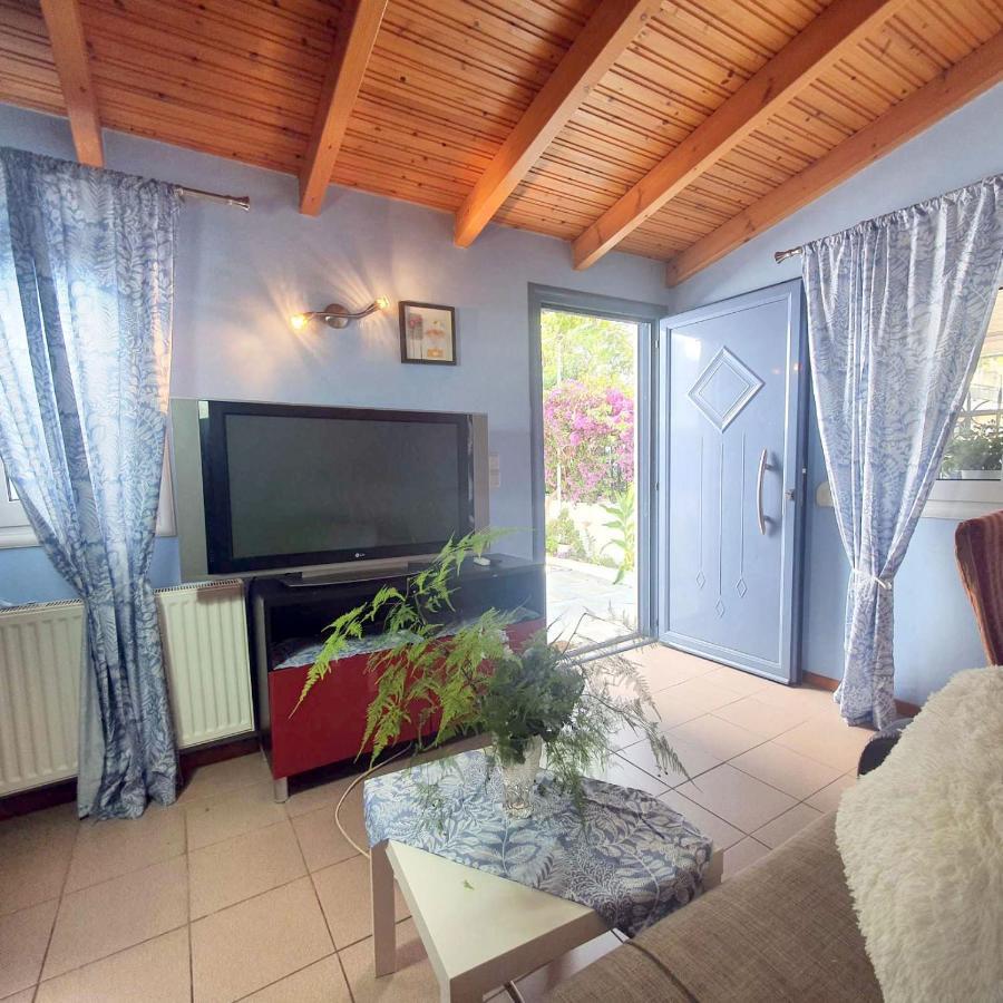 Σπίτι διακοπών House With Garden In Of Rhodes *